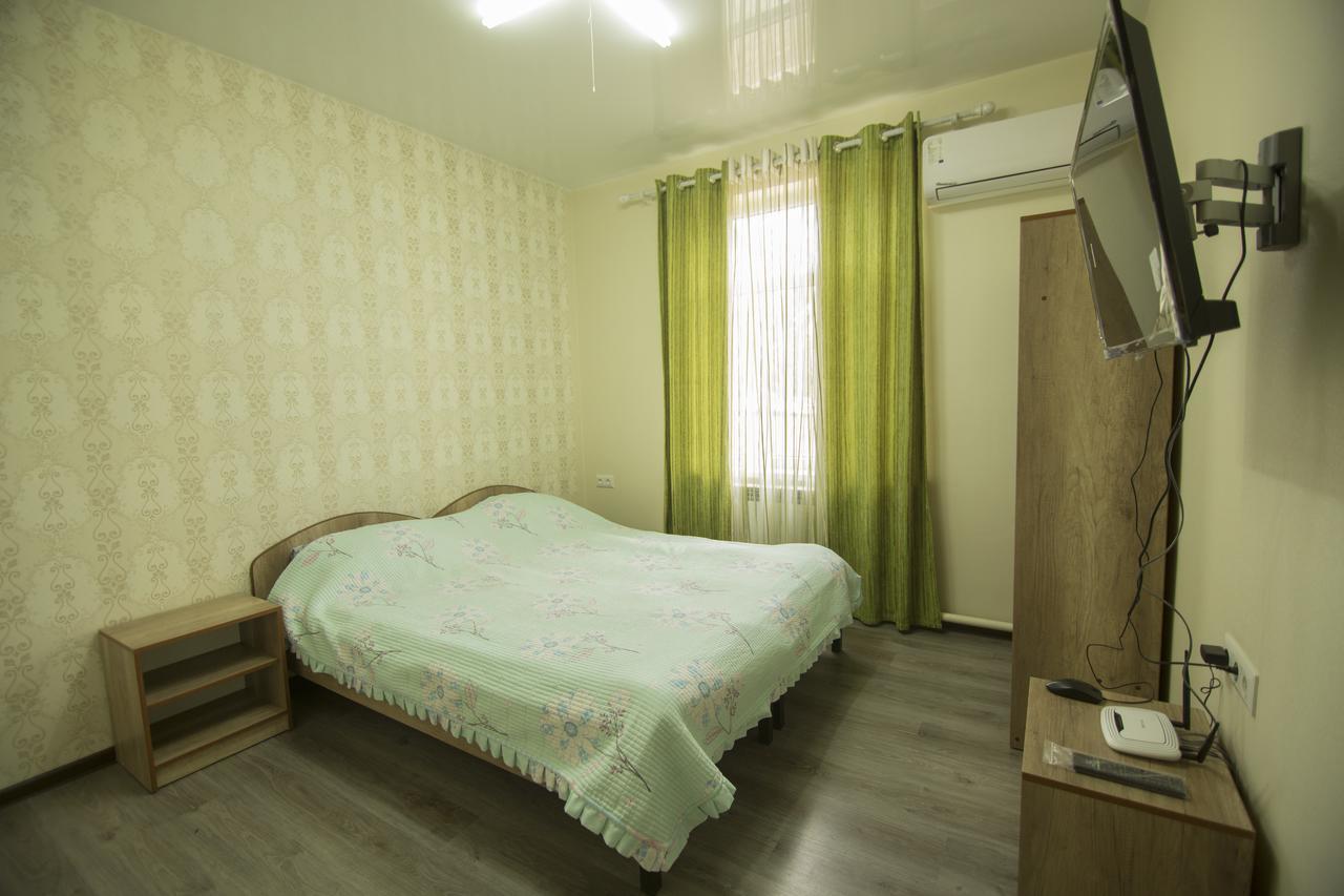 Hostel ESAL Osh Exterior foto